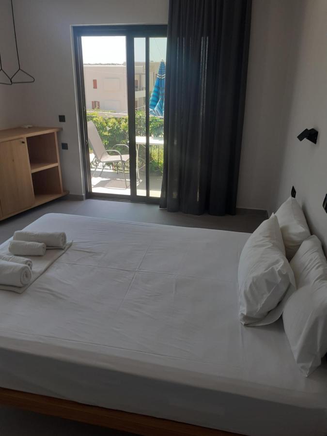 Galini Studios & Apartments-Adults Only Сугия Екстериор снимка